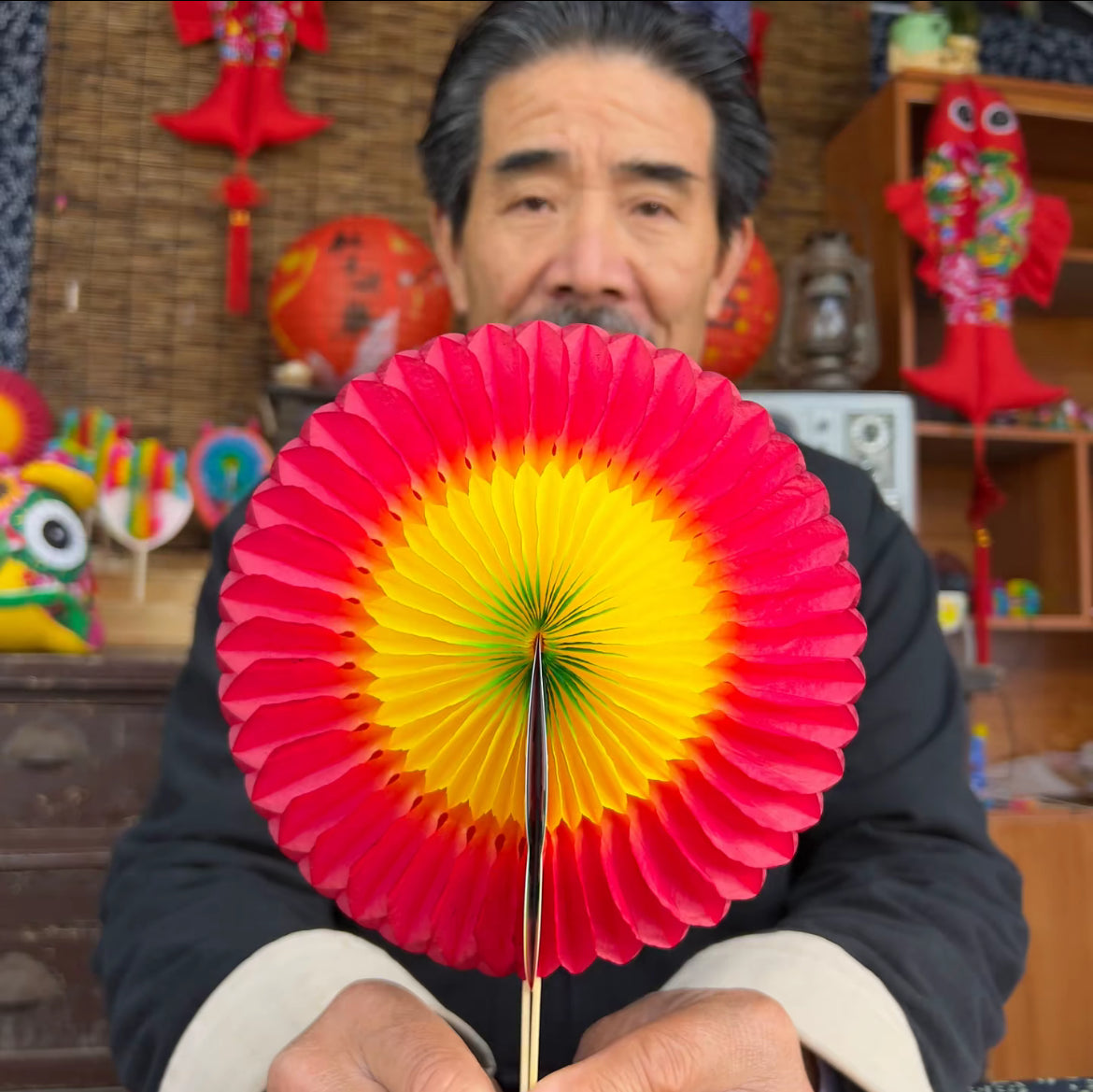 72-Shapes Magic Flip Flower, Traditional Chinese Folk Craft Toy